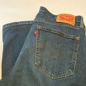 Men’s Levi’s 541 athletic taper fit stretch